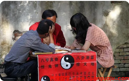 为89年单身姑娘看姻缘，什么时候才能遇到正缘结婚呢？ _周易易经算命