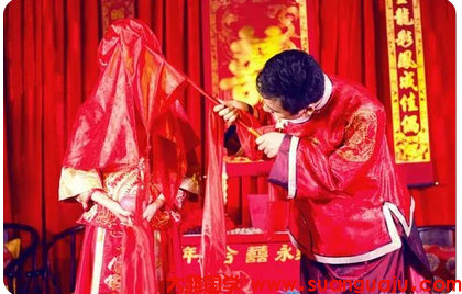 95年出生山头火命的人会遇到什么样的人结婚_周易八字合婚