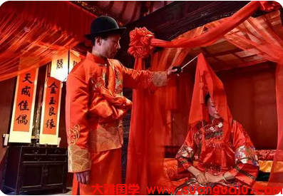 看看我的这段婚姻会不会结束，我不想在这么下去了_易经算婚姻