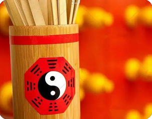 付费算命_只是夫妻之间吵吵闹闹，坎坎坷坷的事不会少