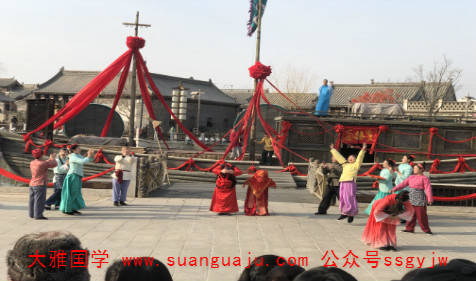 婚姻算卦：1988年大林木命婚姻 适合晚婚感情顺利(图3)