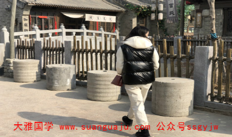 姻缘算命：大半生感情易出幺蛾子的女人（图文）(图2)