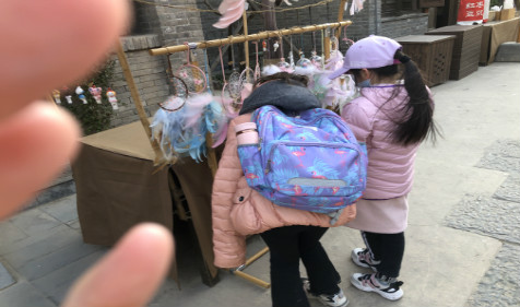 2022年农历四月初四出生的女宝宝好吗 八字算命最准的网站解析
