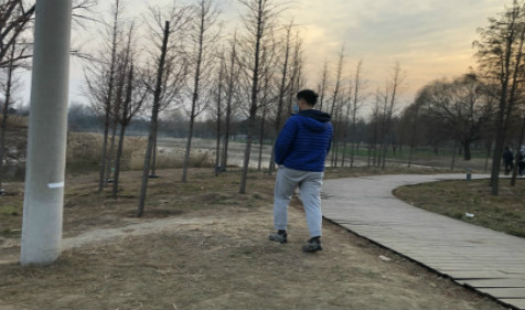生辰八字测姻缘婚恋曲折，婚姻迟缓的男命（图文）(图2)